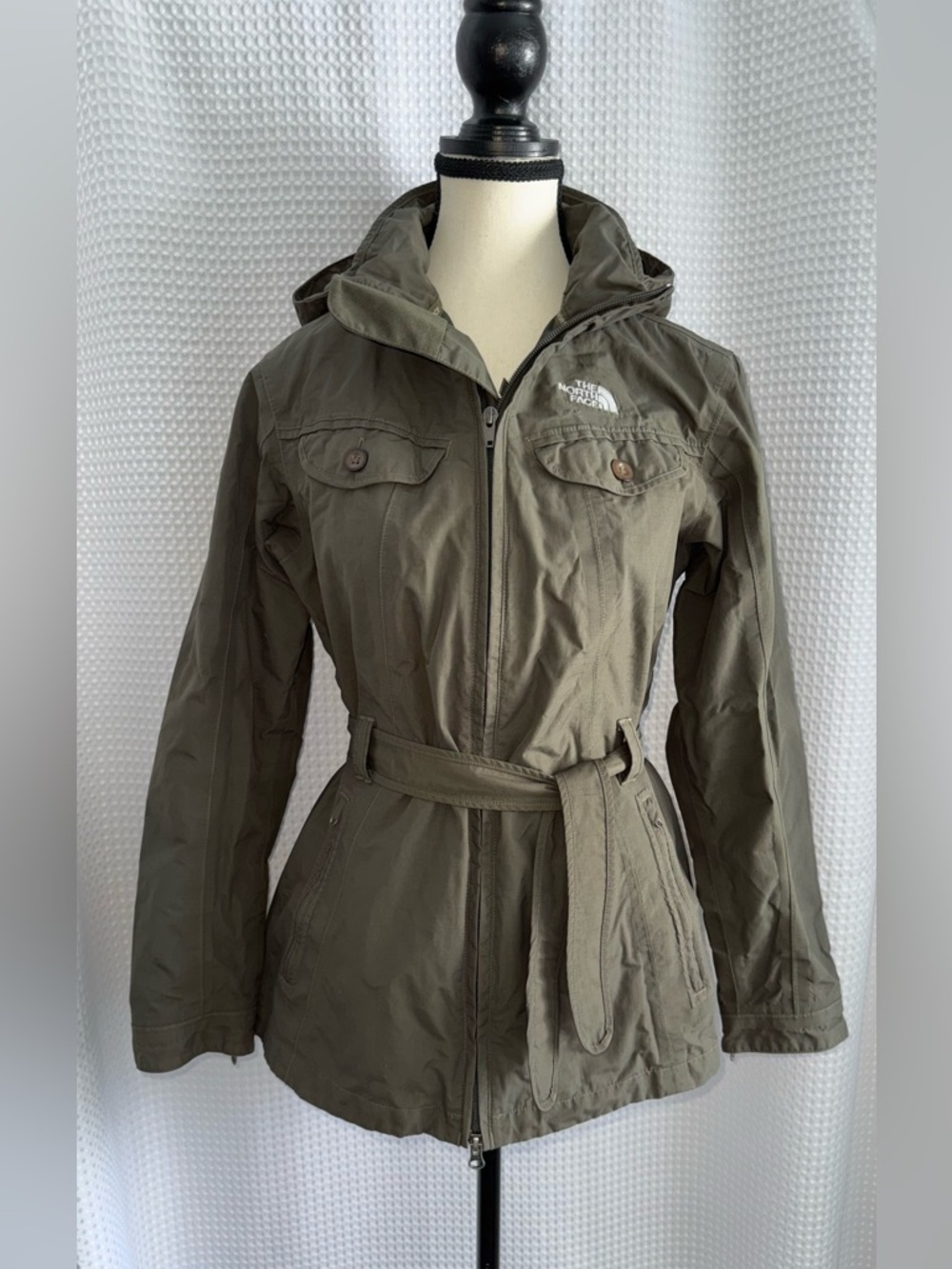 The North Face belted khaki hyvent jacket size small
